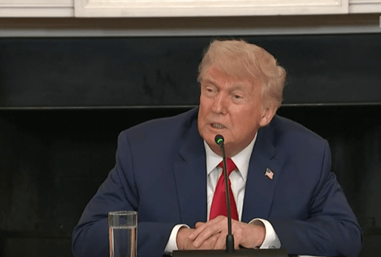 皇冠信用平台出租出售_特朗普：无意要求停止在白宫使用“星链”服务皇冠信用平台出租出售，但可能会将红色特斯拉从白宫移走