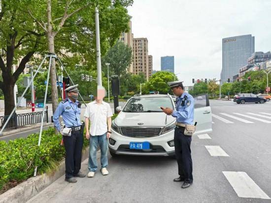 皇冠信用網APP下载_不在机动车道内行驶、酒醉驾 这些交通违法曝光