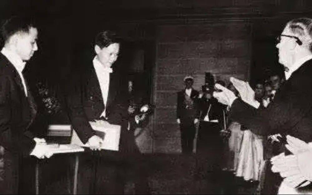 皇冠信用登123出租_“大先生”千古皇冠信用登123出租,杨振宁的一生