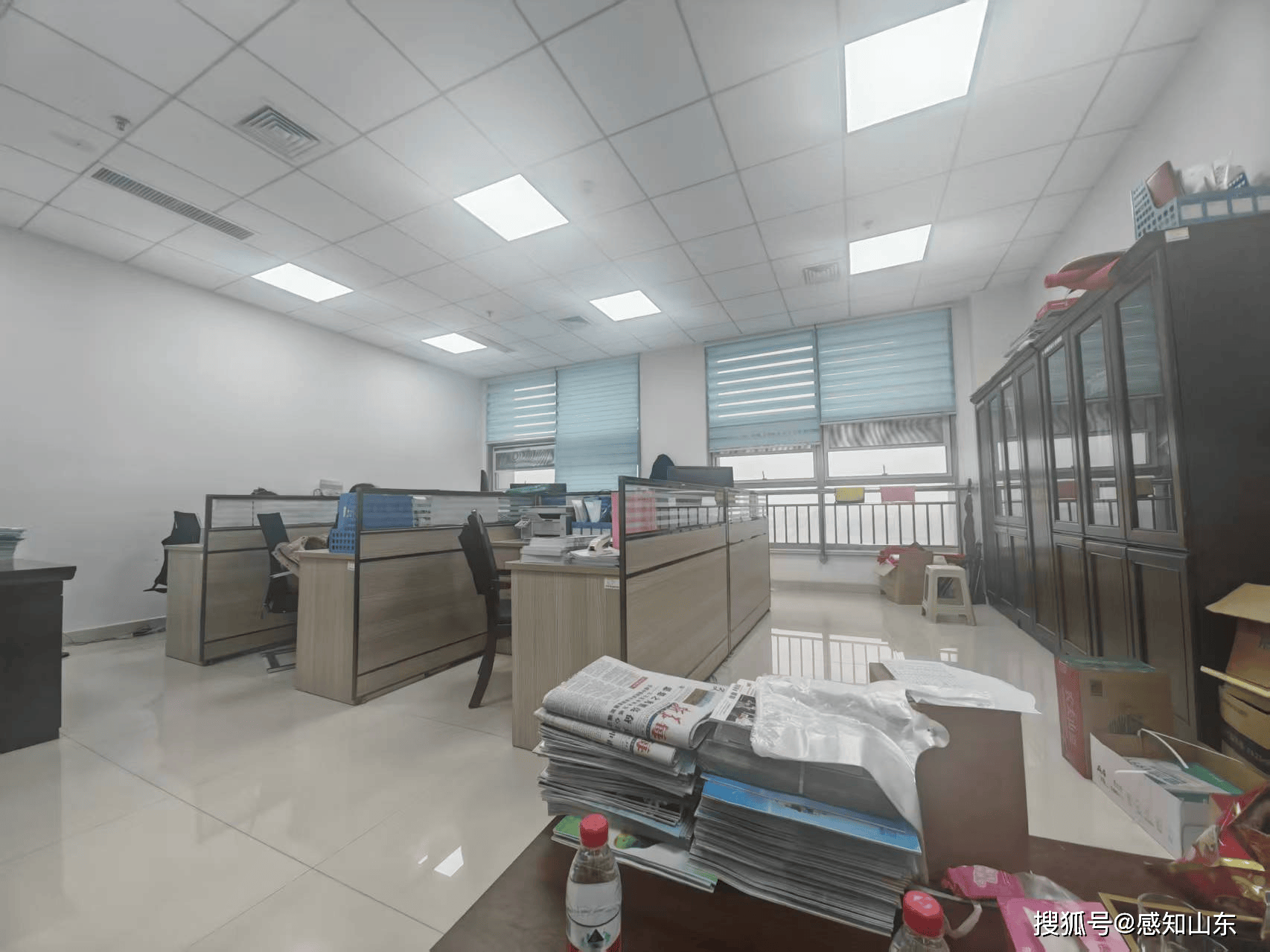 皇冠信用網_山东东营市一镇政府大楼过于“气派”被质疑超标准皇冠信用網，镇政府回应：非自建，只租7层