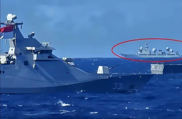 皇冠信用网出租代理_美国纪录片：看到中国815舰一过来皇冠信用网出租代理，吓的美军全舰禁用手机和蓝牙