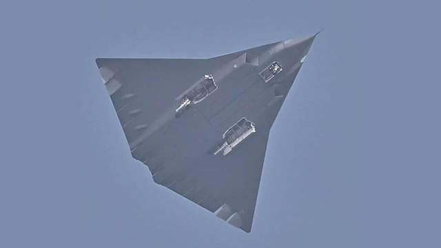 皇冠信用网代理最高占成_这也太快了皇冠信用网代理最高占成，第三架歼-36原型机首飞，赶着圣诞给美国“送礼”来了